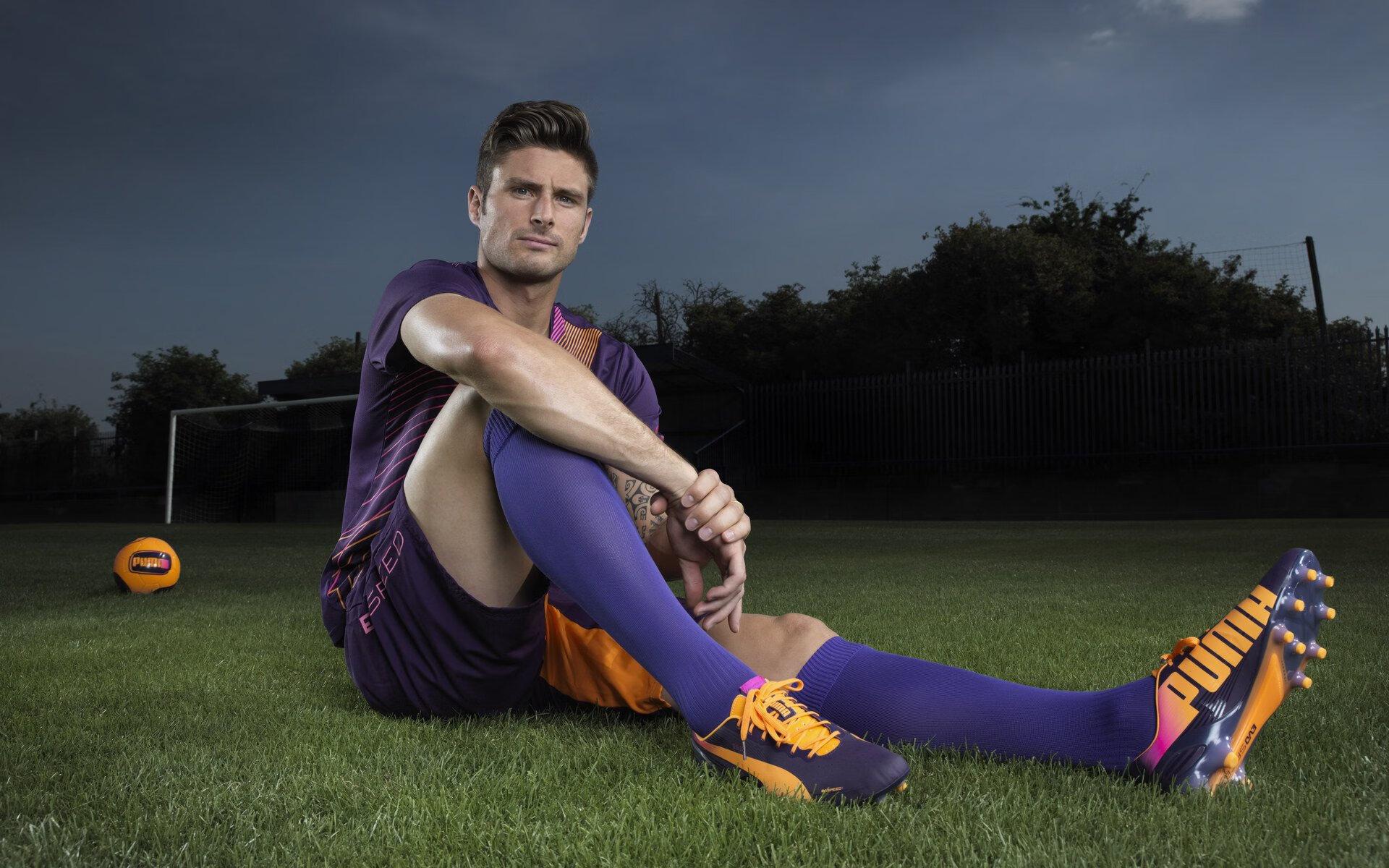 巴黎奥运会倒计时，全球顶尖运动员备战冲刺，东道主法国蓄势待发