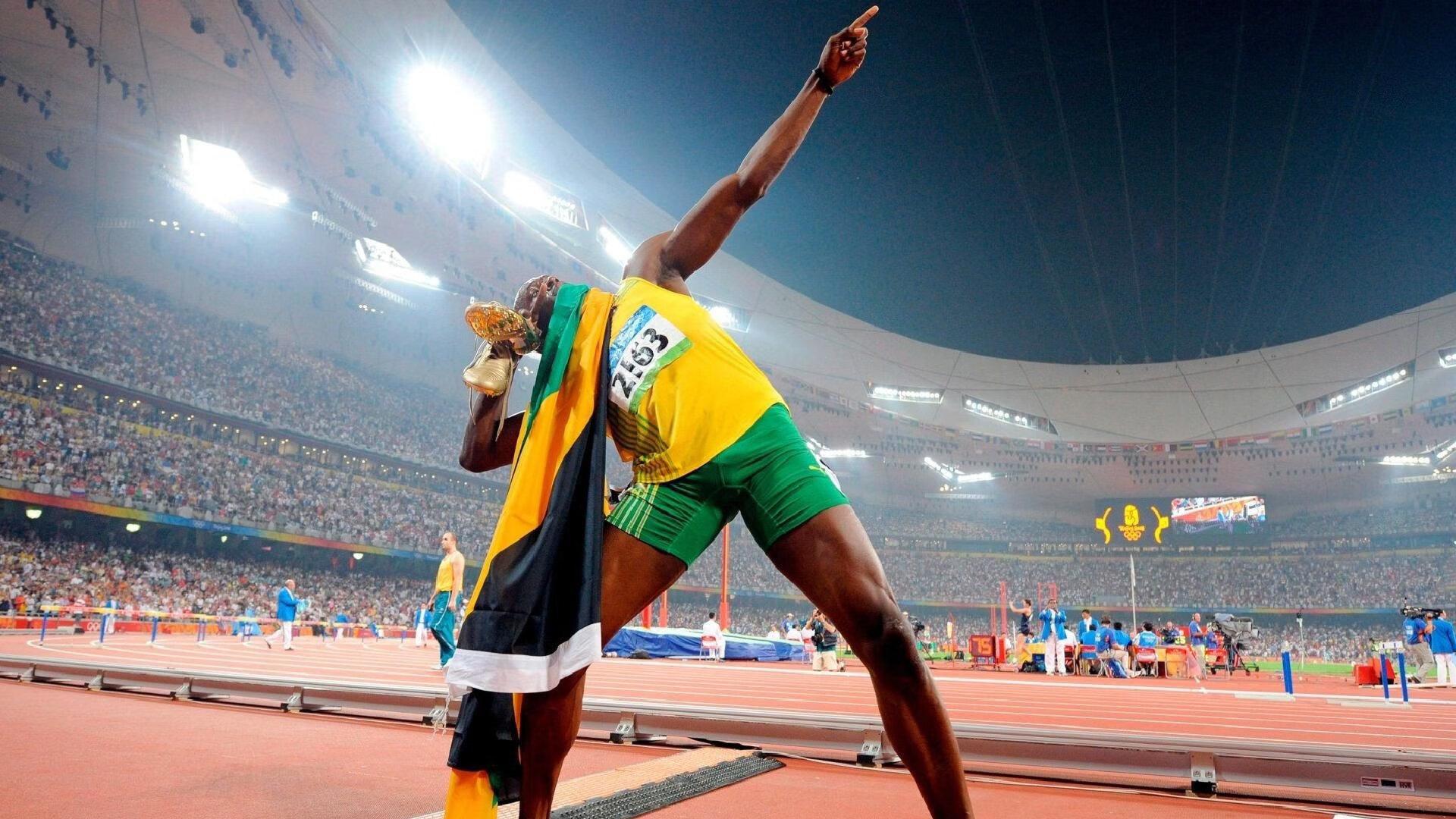 中国冰壶队世锦赛惊艳亮相 新秀组合力克强敌创历史