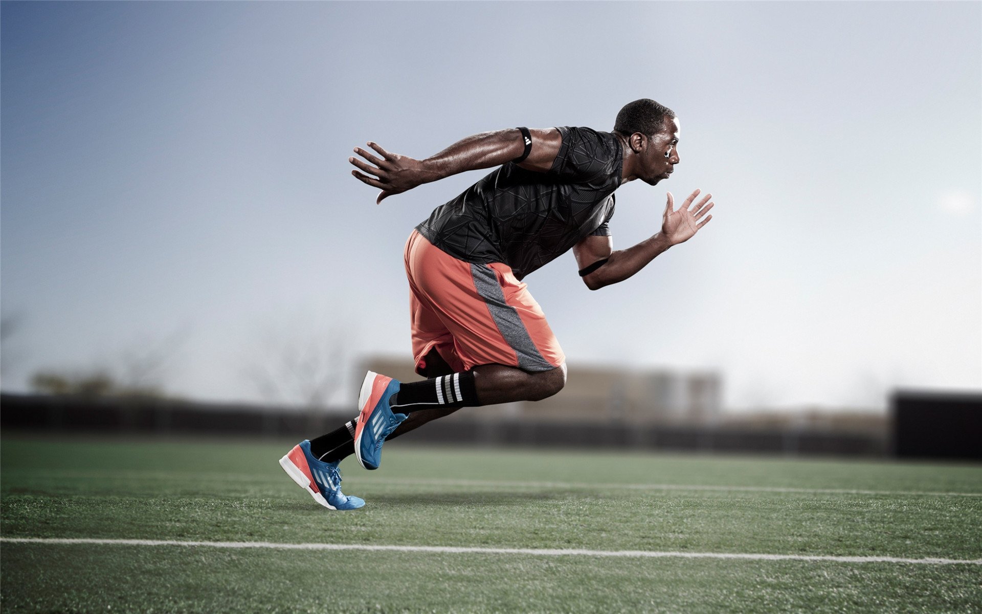 中国滑雪健儿闪耀国际赛场 谷爱凌再夺世界杯分站赛冠军