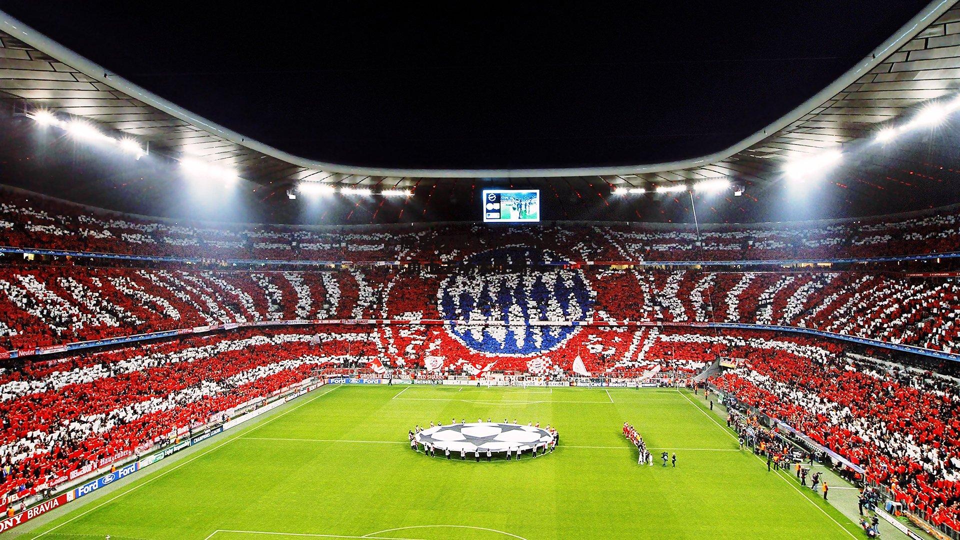 库里狂飙12记三分球 勇士主场大胜湖人